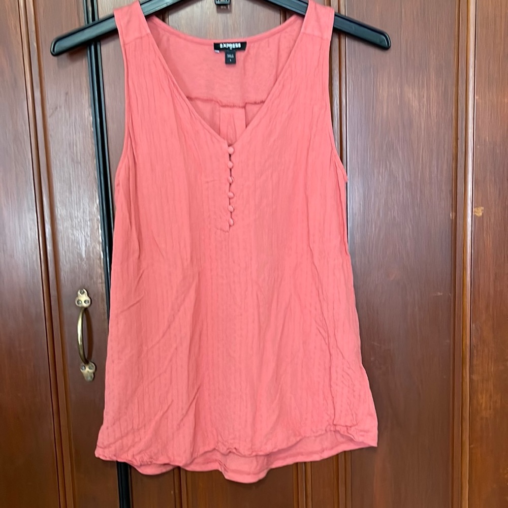 Express Peach Sleeveless Button V Neck Blouse Size Small